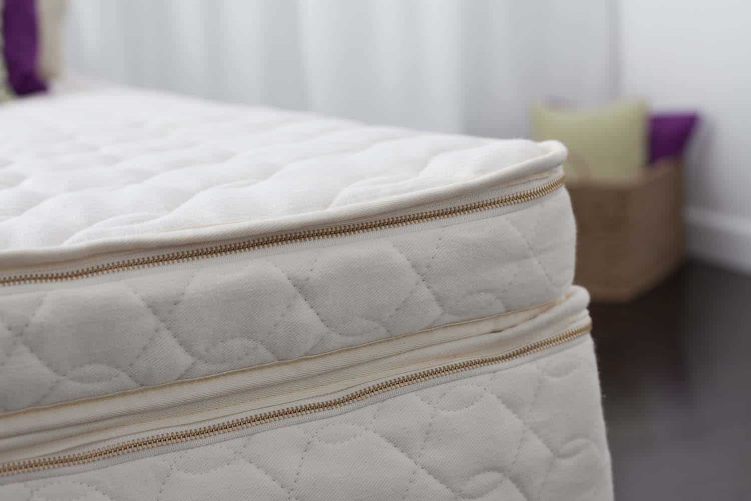 The 12 Best Organic & NonToxic Mattress Toppers for 2023 LeafScore