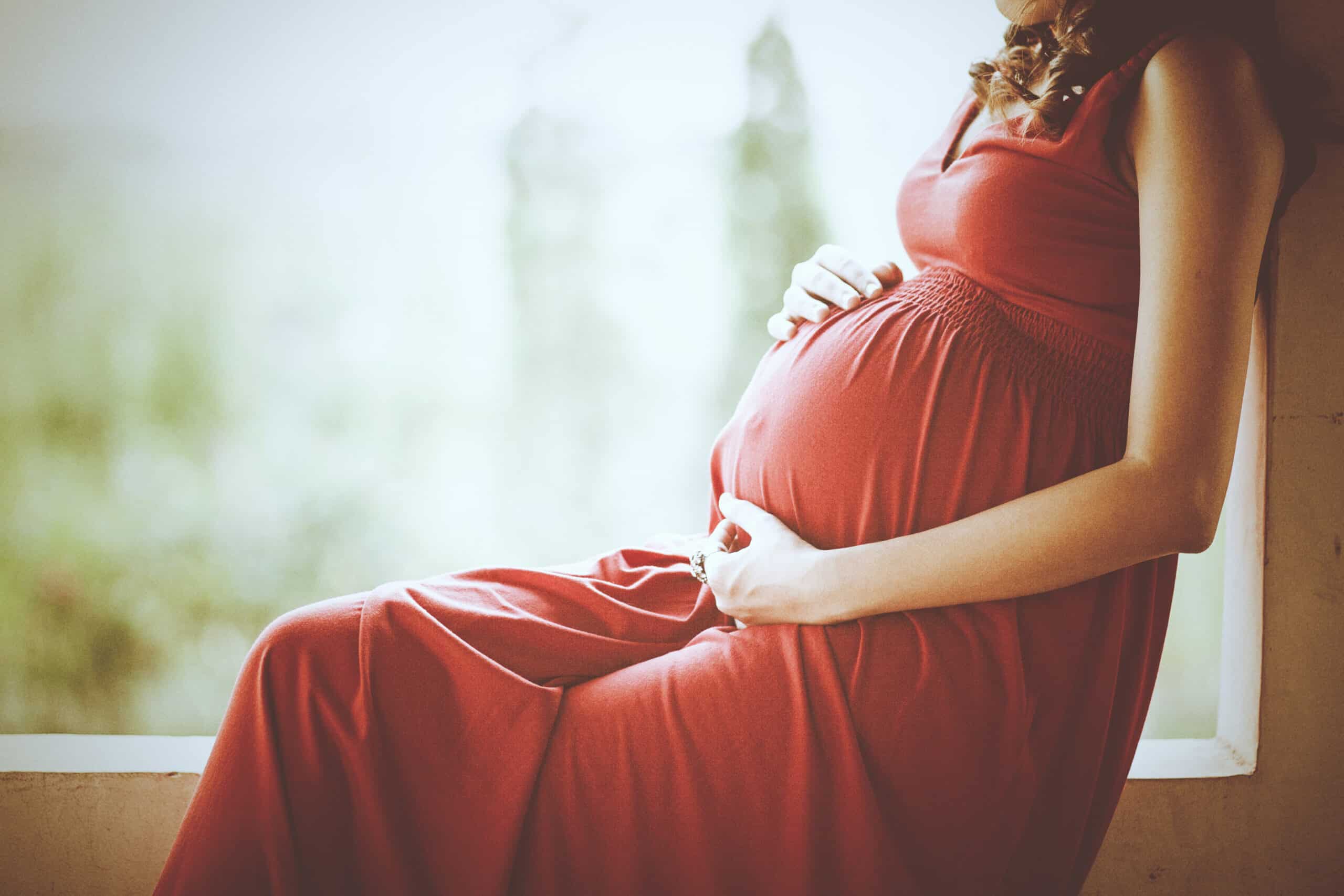 Eco Friendly Maternity Clothes: Where To Source Your Style In The