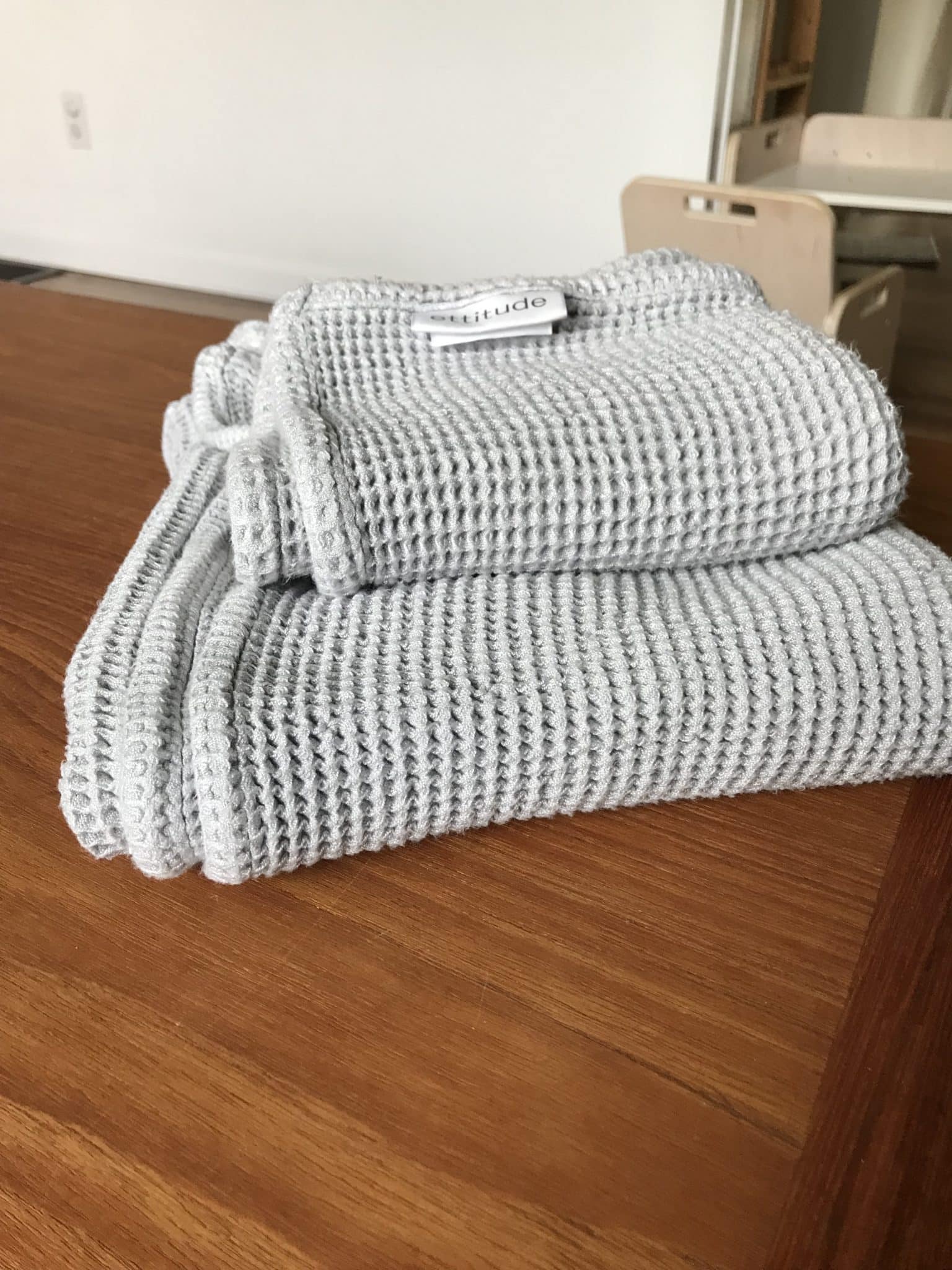 Ettitude Bamboo Waffle Towels Review [Staff Tested] LeafScore