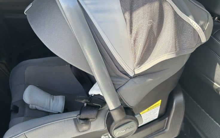 Nuna Pipa Light car seat