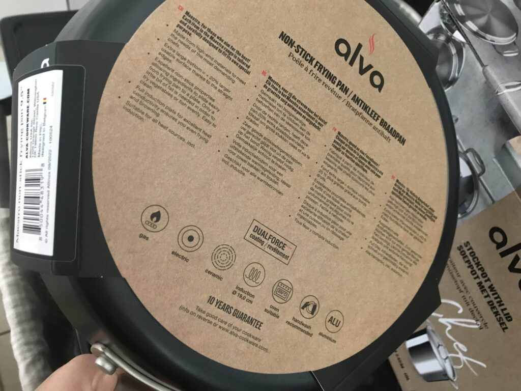Alva-Maestro-non-stick-ceramic-pan-non-toxic-bottom-packaging