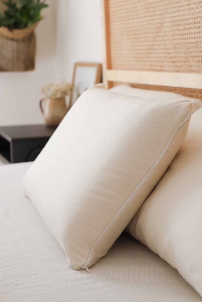The Best Natural Materials For Pillows - LeafScore