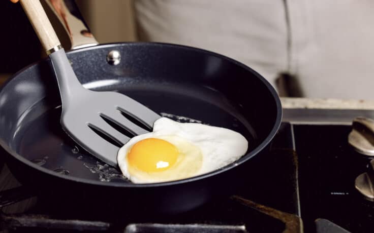 The 10 Best Non-Toxic Nonstick Pans - Reviews by LeafScore